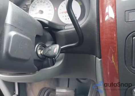 2005 Chrysler Town & Country z USA, uszkodzony, nr VIN 1C4GP45RX5B270356